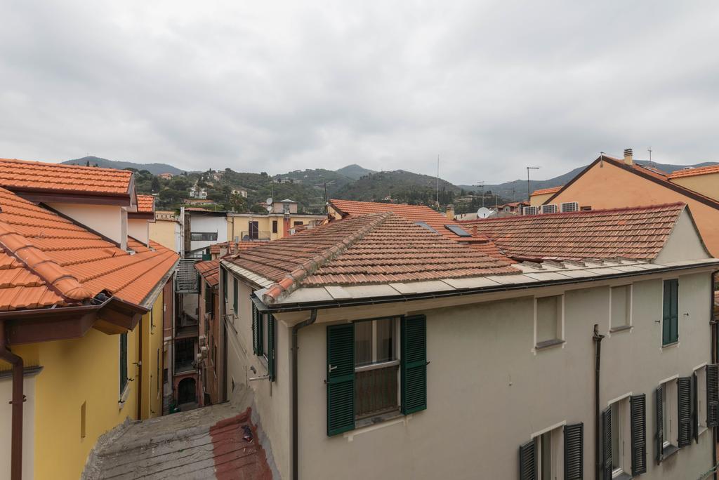 Ensemble Rooms Di Vayadu Alassio Exterior foto